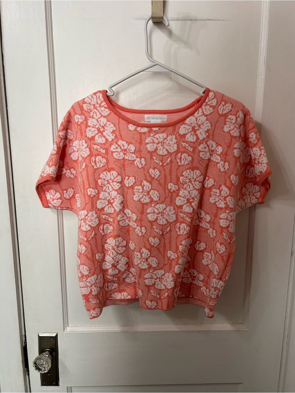 Never worn Cynthia Rowley Coral and White Floral Short-Sleeve Knit Top